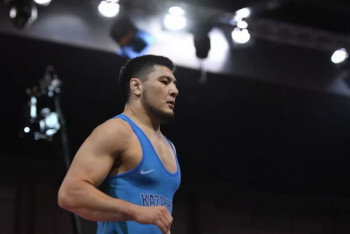 Фотография к новости: Казахстанец завоевал бронзу на Кубке мира по вольной борьбе