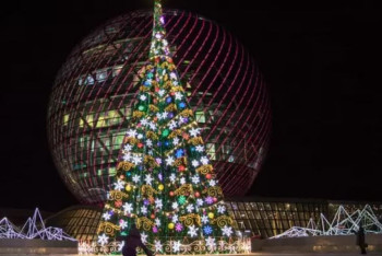 Фотография к новости: Зажжение главной ёлки в Астане перенесли на 19 декабря