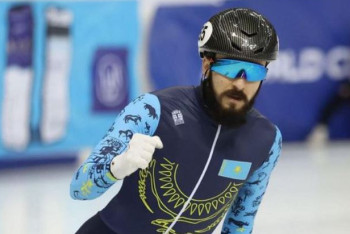 Фотография к новости: Денис Никиша взял бронзу на четвертом этапе Кубка мира по шорт-треку