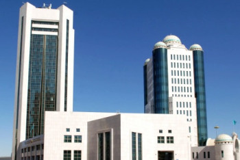 Совместное заседание палат Парламента началось в Астане