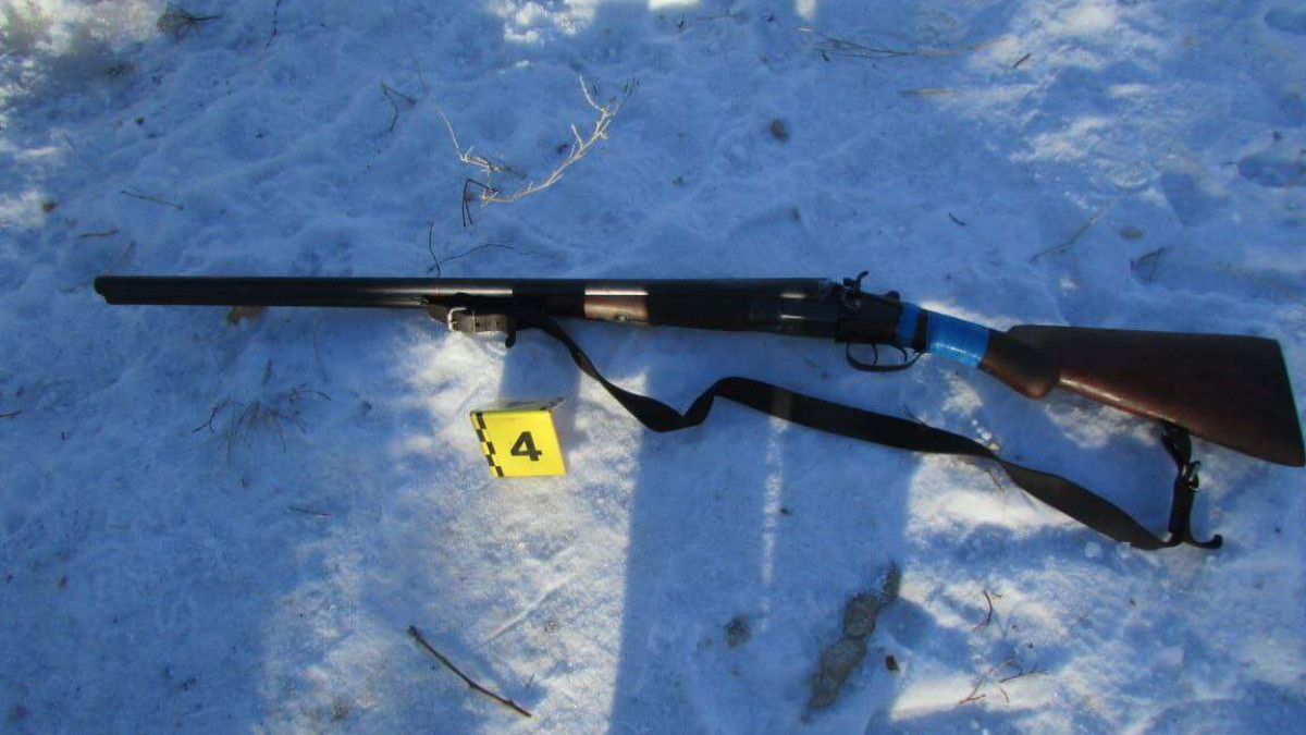 Выстрелил в жену, избил сына и покончил с собой: трагедия произошла в Акмолинской области