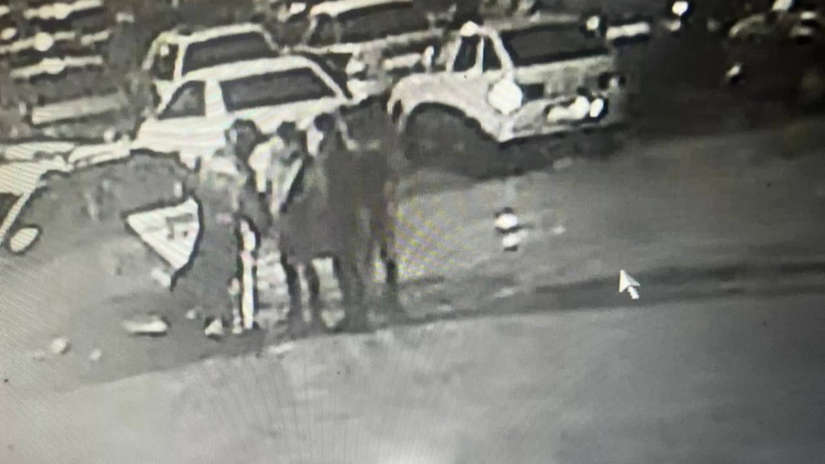 Пьяный мужчина с отверткой напал на полицейского в Уральске