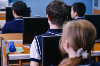 Фотография к новости: Число школьников в Алматы ежегодно растет на 12-14 тысяч