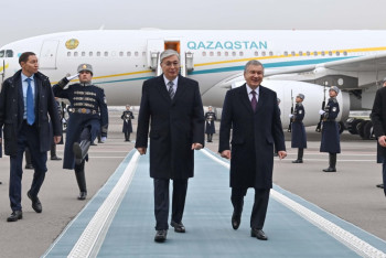 Фотография к новости: Касым-Жомарт Токаев прибыл в Узбекистан