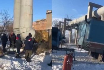 Фотография к новости: На тепловых сетях Караганды произошла крупная авария: в трубы въехал грузовик