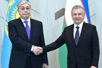 Фотография к новости: Глава государства прибыл в международный конгресс-центр в Ташкенте