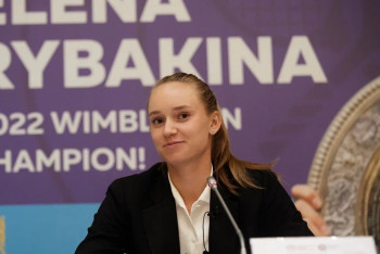 Фотография к новости: Елена Рыбакина обратилась к казахстанцам