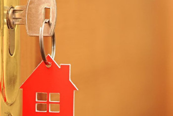 Фотография к новости: Льготное жильё вне очереди выдавали в Шымкенте