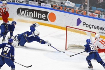 "Барыс" сотворил предновогоднее чудо в матче с "Автомобилистом"