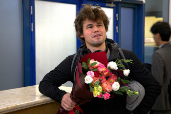 Фотография к новости: Чемпион мира по шахматам Магнус Карлсен: "Жду рождественского чуда в Алматы"