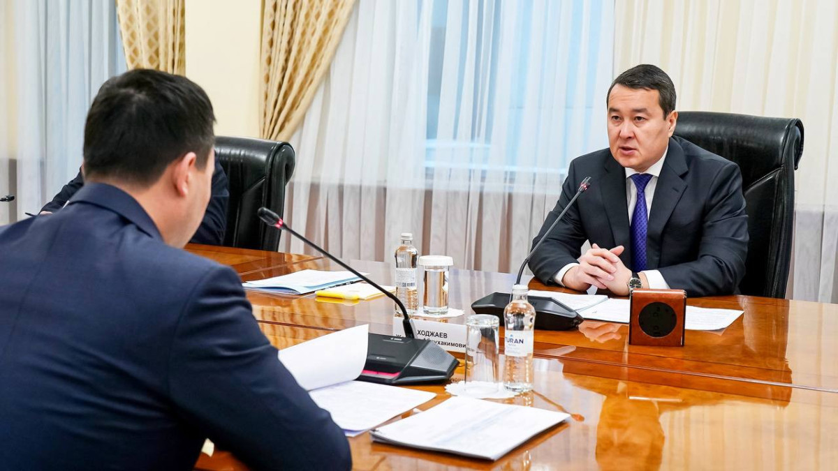 Нужно всячески помогать бизнесу запускать новые совместные проекты - Смаилов о сотрудничестве с Узбекистаном