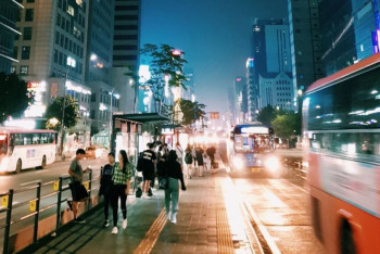 Фотография к новости: Беспилотные автобусы запустили в Корее