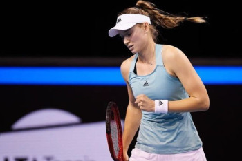 Фотография к новости: Рыбакина одержала первую в этом году победу в Австралии