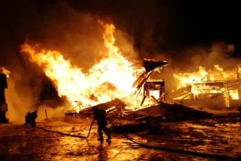 Фотография к новости: Зона отдыха частично сгорела в Баянауле