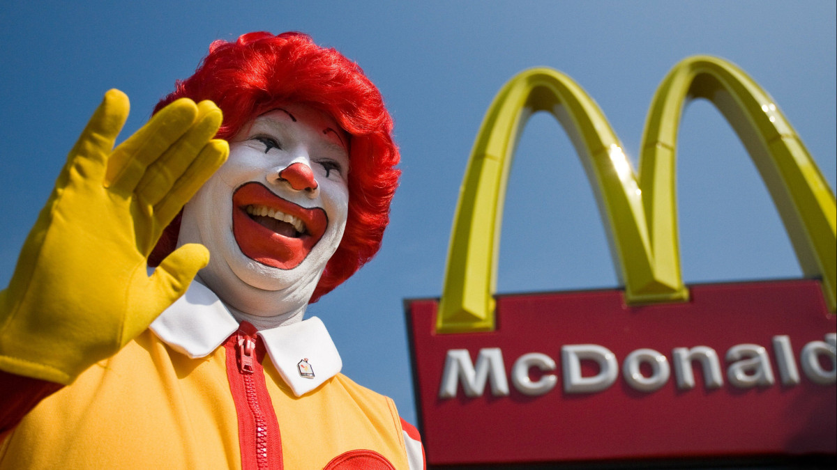 twitter.com/TidyEyePR