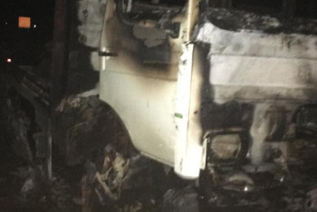 Фотография к новости: Грузовик с бытовой техникой сгорел в Павлодарской области