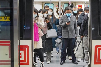 Фотография к новости: Вспышка ковида в Китае: заразилось 90% жителей крупной провинции Хэнань