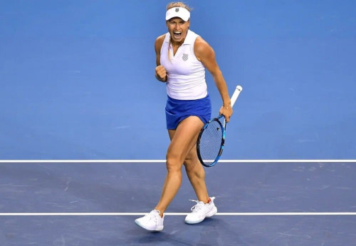 Фотография к новости: Путинцева взяла реванш и вышла в 1/4 финала турнира в Хобарте