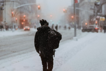 Фотография к новости: Алматинские спасатели просят горожан одеваться теплее и не выезжать за город