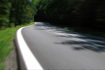 Фотография к новости: В МВД рассказали, как будут замерять скорость автомобилей на загородных трассах