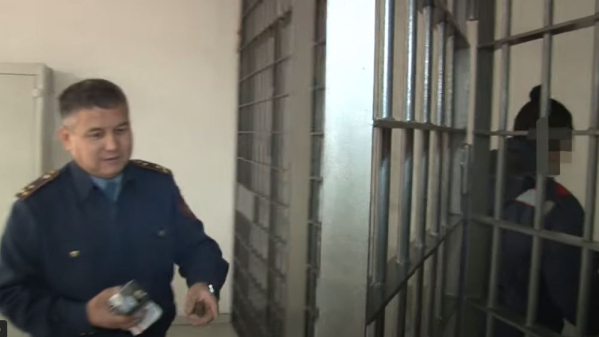 скриншот с видео