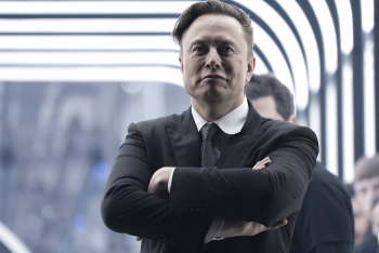 Фотография к новости: Илон Маск посоветовал людям проводить меньше времени в соцсетях