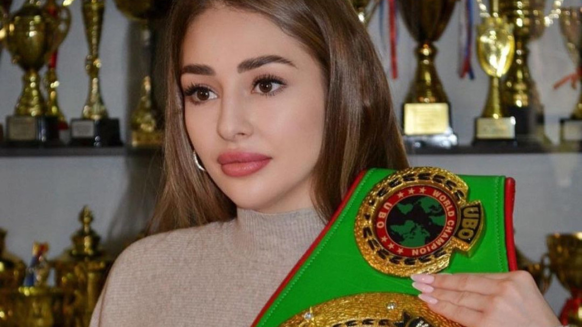 Instagram/angelina_lukas1997