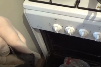 Фотография к новости: Оружие и наркотики обнаружили полицейские в одной из квартир Талдыкоргана