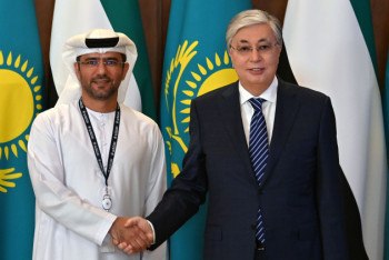 Фотография к новости: Казахстан намерен стать полноценным транспортным хабом в Центральной Азии - Токаев