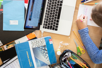 Фотография к новости: Китай выделил казахстанцам 113 образовательных грантов