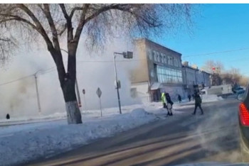 Фотография к новости: 83 жилых дома остались без отопления в Рудном из-за порыва на теплотрассе