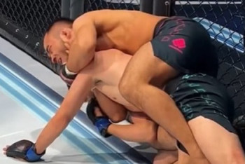 Фотография к новости: Боец из Казахстана брутально задушил азербайджанского файтера