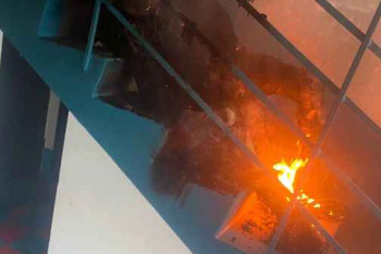 Фотография к новости: Человек сгорел в подъезде многоэтажки в Костанае