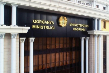 Фотография к новости: За взятку в 20 тысяч долларов задержан глава департамента Минобороны