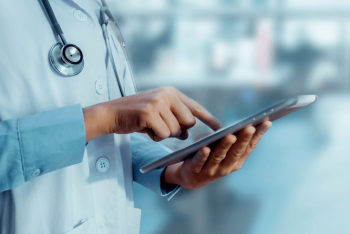 Фотография к новости: Зарплаты врачей растут, но их покупательную способность "съедает" инфляция