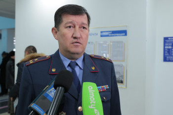 Фотография к новости: Как прошёл первый день легализации иностранных авто в столице. Видеорепортаж