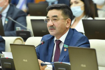 Фотография к новости: "Партия разваливается" — депутат Жамбыл Ахметбеков громко ушёл из НПК