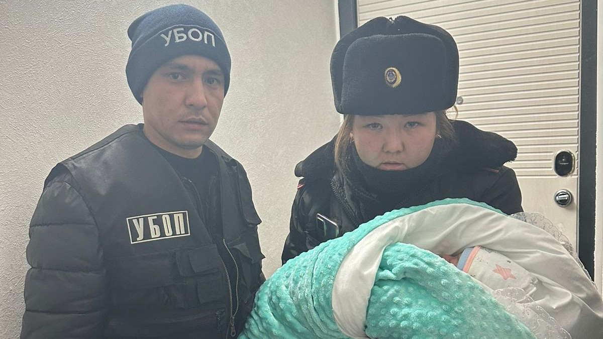 В Таразе две акушерки продали младенца за 1,5 миллиона тенге