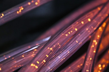 Фотография к новости: По дну Каспийского моря проложат подводную линию оптической связи