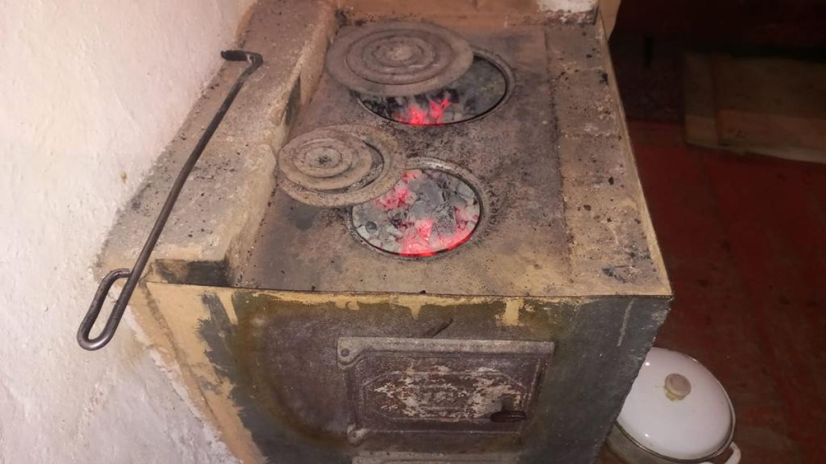 Мать сожгла ребёнка в печке в Акмолинской области