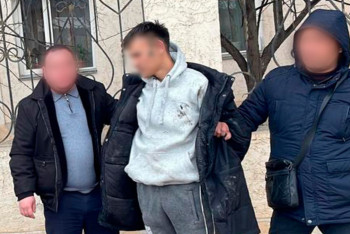 Через Telegram-чат группа наркоторговцев сбывала мефедрон в Туркестанской области