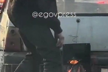 Фотография к новости: Авто на дровах разъезжало по улицам в Алматы