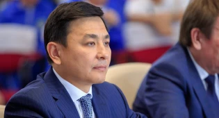 Кульгинов поблагодарил сотрудников столичного ЖКХ за тяжёлую работу