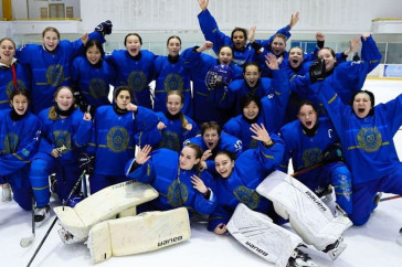 Фотография к новости: Казахстан разгромно выиграл юниорский чемпионат мира по хоккею