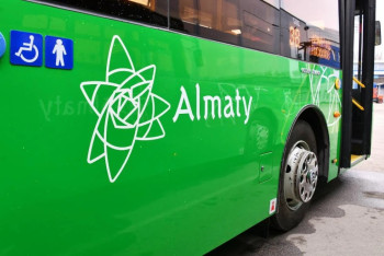 В Алматы снова столкнулись два автобуса: есть пострадавшие