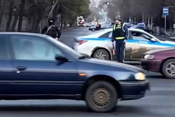 Фотография к новости: Бомбу искали во всех судах Жетысуской области