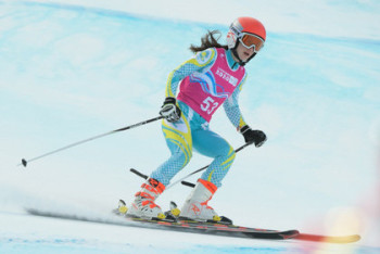 Фотография к новости: Казахстанская горнолыжница завоевала золото в слаломе в Кыргызстане