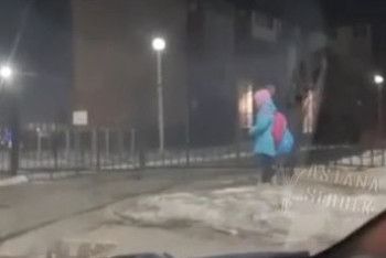 Фотография к новости: В Астане наказали родителей девочки, которая пришла в школу в три часа ночи