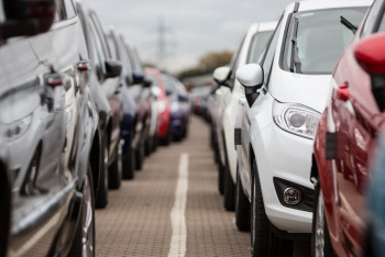 Фотография к новости: Проблемы в работе портала для получения льготного автокредита объяснили в ФРП