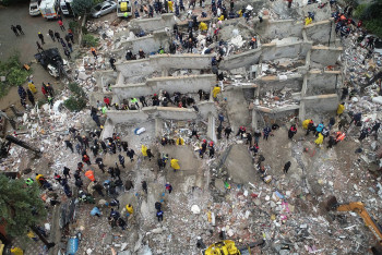 Фотография к новости: Города в руинах: последствия сильного землетрясения в Турции